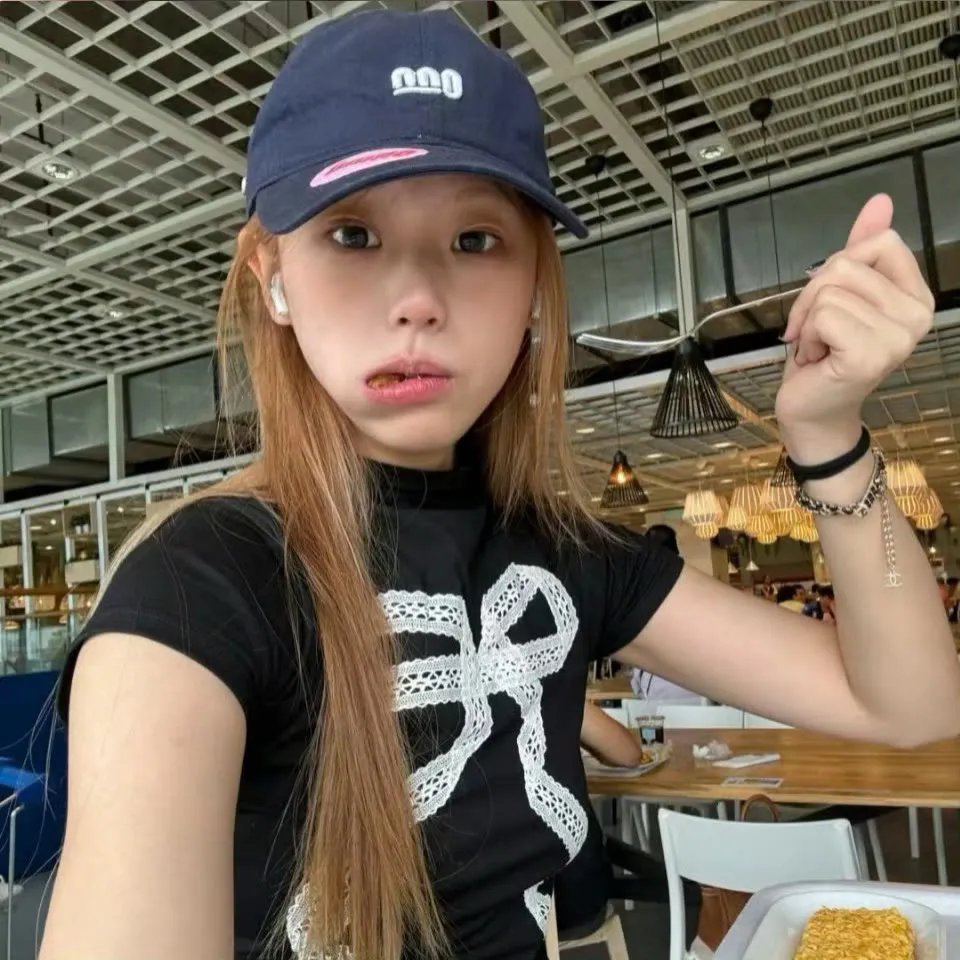 白色微笑